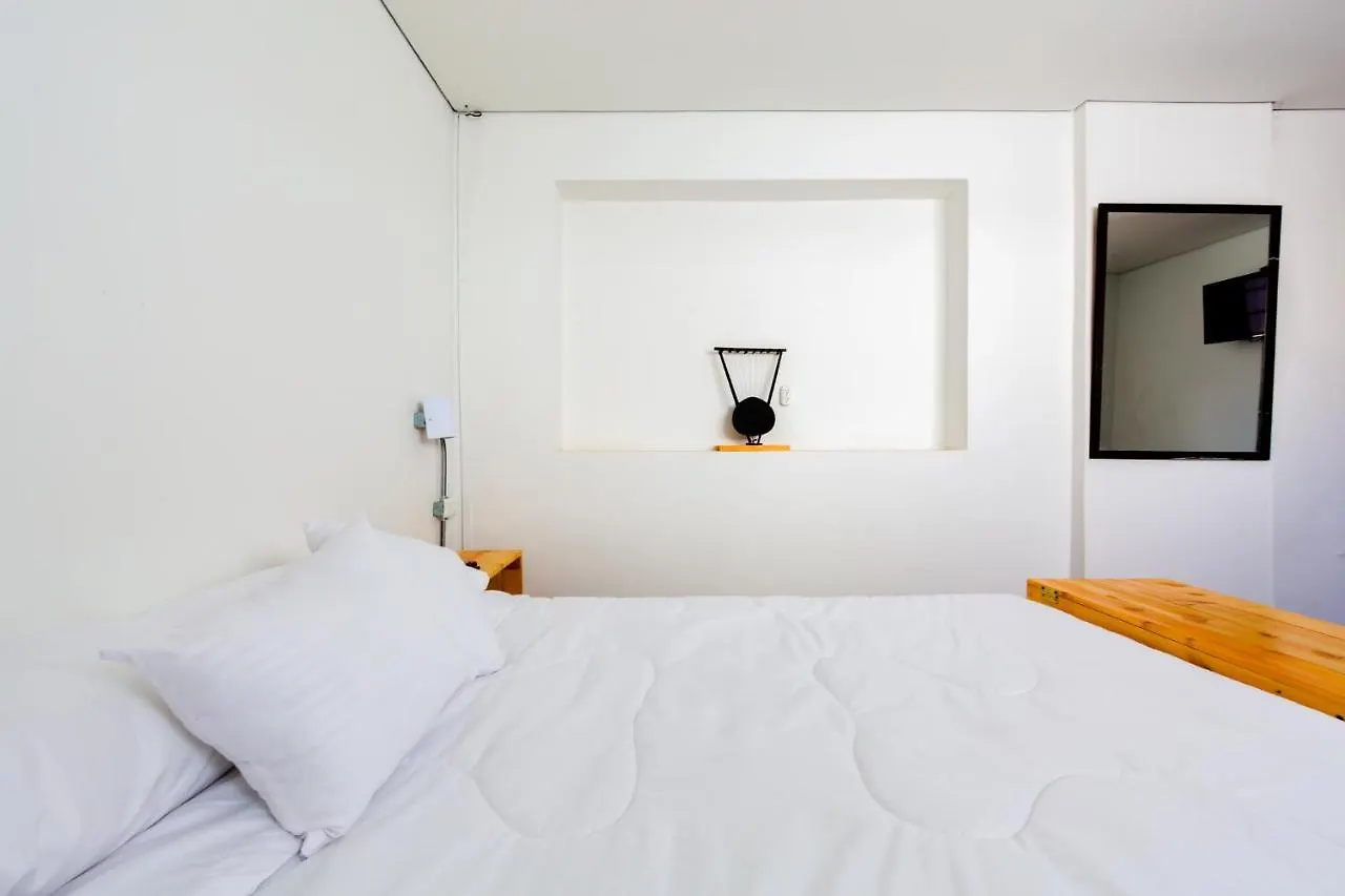 Closer Hostel Bogota Guest house